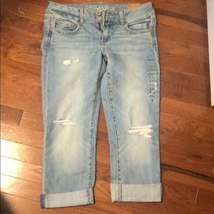 NWT American Eagle artist crop jeans